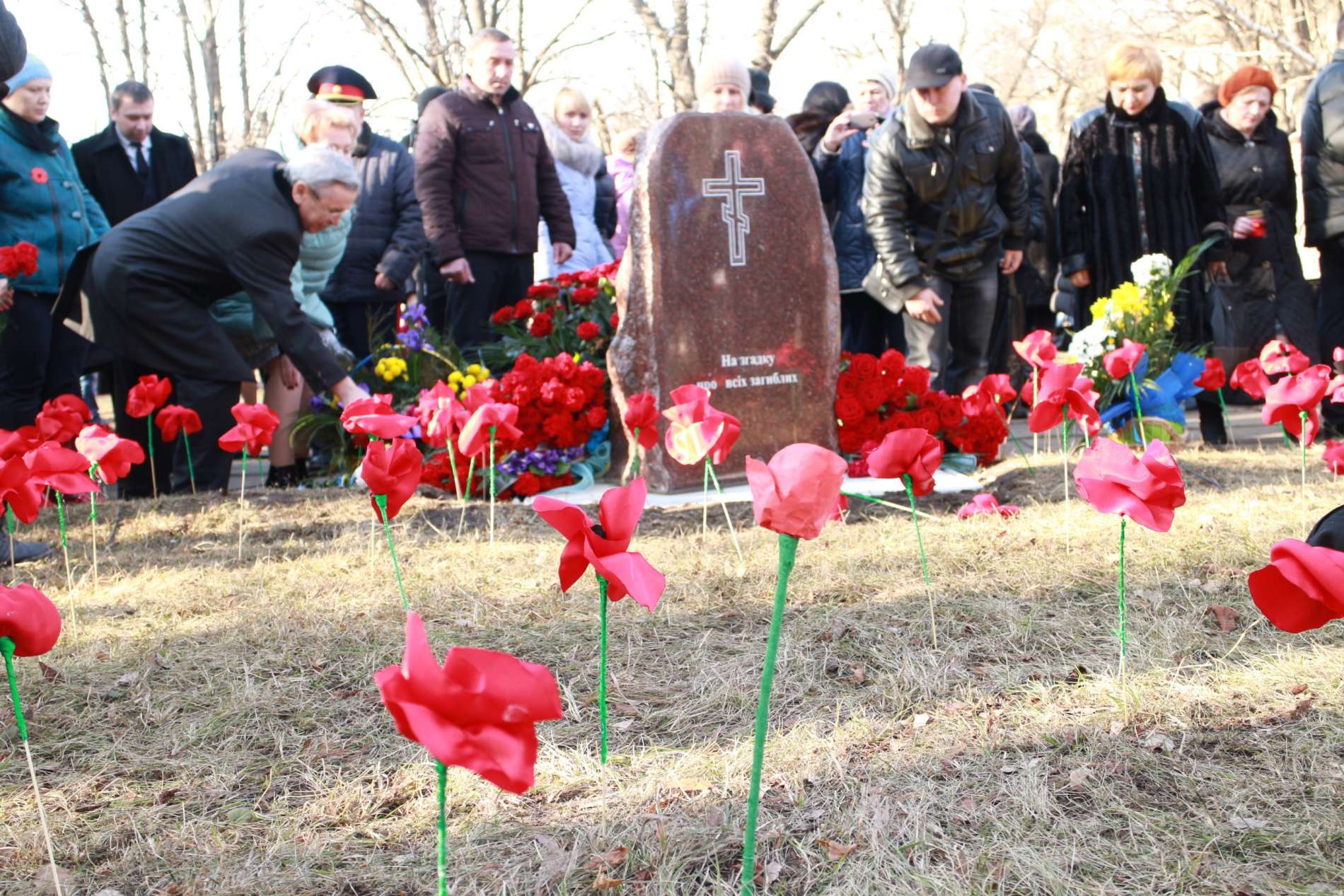 Жители Краматорска вспоминают жертв обстрела 10 февраля 2015 года