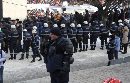 Протестувальники обіцяють заблокувати Кишинів