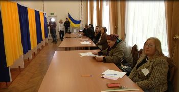 ЦВК опрацювала 61 % протоколів, Порошенко перемагає в першому турі ЦВК опрацювала 61 % протоколів, Порошенко перемагає в першому турі