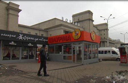 У Дніпропетровську масово демонтують кіоски