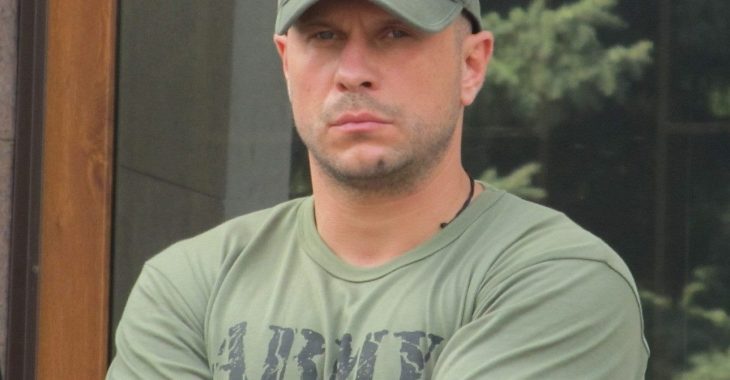 Легкові автівки в рамках блокади Криму відтепер зупинятимуть в присутності міліції Легкові автівки в рамках блокади Криму відтепер зупинятимуть в присутності міліції