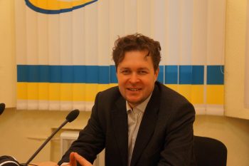 Влада має навчитись спілкуватись із суспільством,- Євген Магда Влада має навчитись спілкуватись із суспільством,- Євген Магда