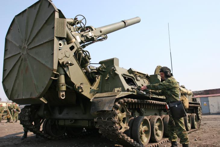 Позиции украинских военных обстреливают в Счастье