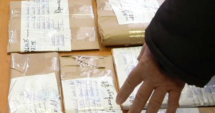 У Бабушкінській ТВК Дніпропетровська досі рахують голоси У Бабушкінській ТВК Дніпропетровська досі рахують голоси
