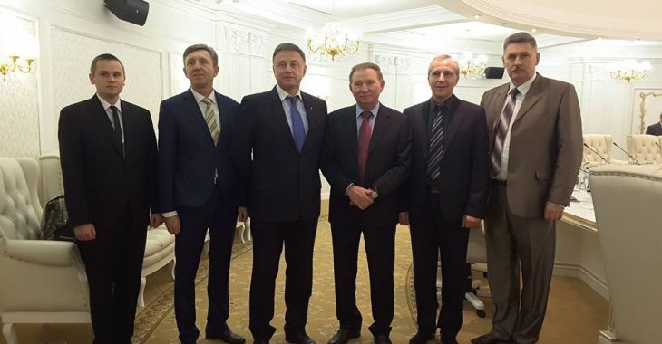 У Мінську підписано угоду про відведення зброї калібром менше 100 мм У Мінську підписано угоду про відведення зброї калібром менше 100 мм