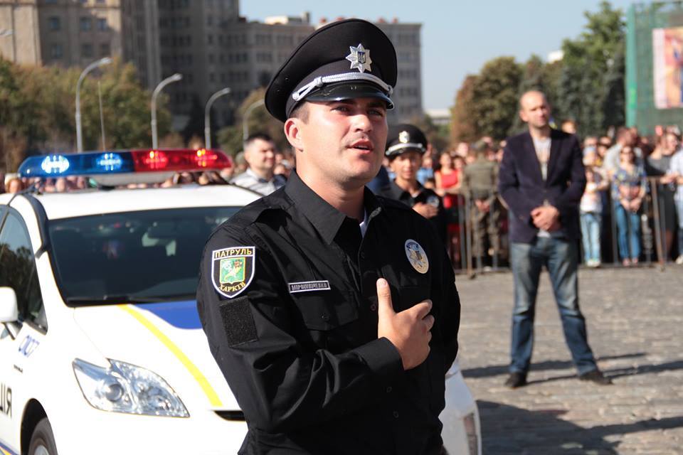 Поліцейські в Харкові просили не давати їм хабарі