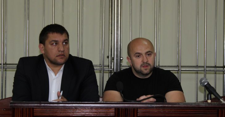 У Луцьку суд визнав винним в хуліганстві екс-поліцейського У Луцьку суд визнав винним в хуліганстві екс-поліцейського