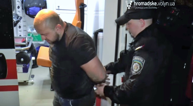 У Луцьку судять екс-поліцейського, якого звинувачують у хуліганстві