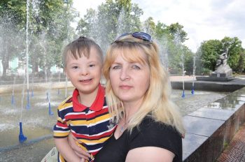 «Ми хочемо навчатися разом з усіма», — мати хлопчика з особливими потребами «Ми хочемо навчатися разом з усіма», — мати хлопчика з особливими потребами