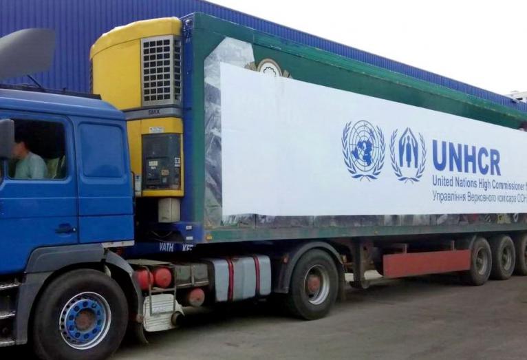 Бойовики не пропустили до Луганська 23 вантажівки з гумдопомогою від ООН