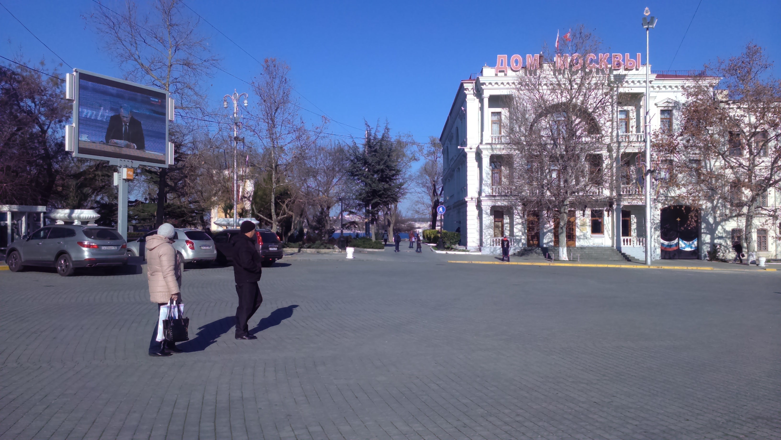 Послухати Путіна у Севастополі та Керчі майже ніхто не прийшов