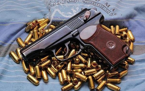 У Слов'янську затримали військового, який намагався вивезти зброю У Слов'янську затримали військового, який намагався вивезти зброю