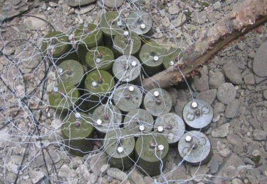 Двоє українських військових загинули внаслідок підриву на міні Двоє українських військових загинули внаслідок підриву на міні