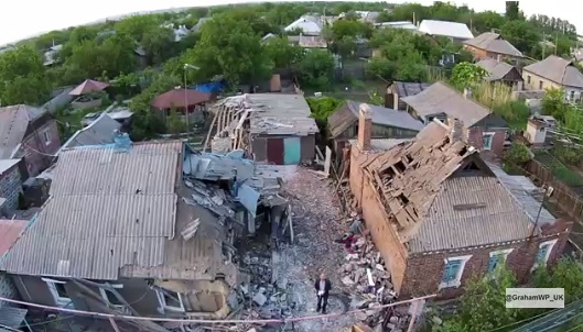 Бойовики опублікували відео зруйнованих міст Донеччини