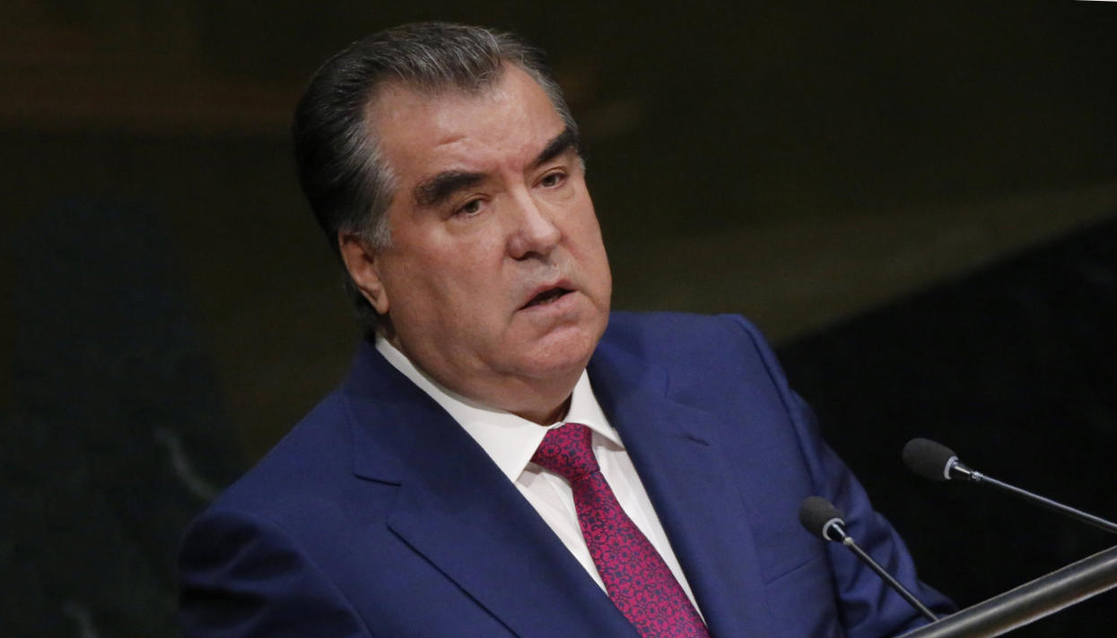 У Таджикистані пройшов референдум щодо довічної участі президента у виборах
