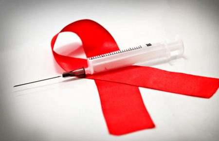 ВІЛ-позитивні на окупованих територіях Донеччини залишились без державних ліків