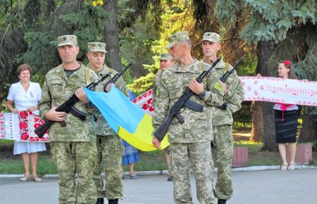 У Слов’янську підняли прапор України та прапор Європейського Cоюзу