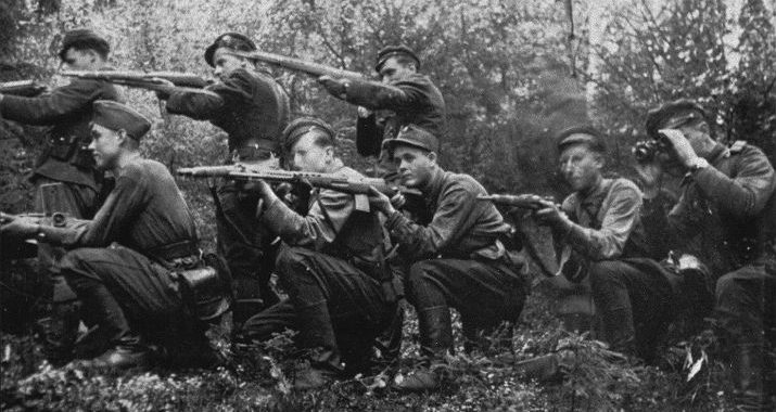 Кіноаматор з Луганщини знімає фільми про УПА в Західній Україні Кіноаматор з Луганщини знімає фільми про УПА в Західній Україні