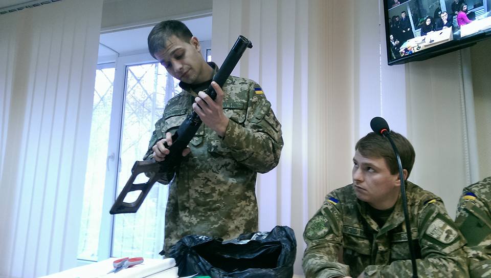 По делу Александрова и Ерофеева проходит винтовка, стоящая на вооружении в РФ