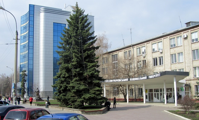 Плотницький проживає за довоєнною адресою луганського університету, — документ