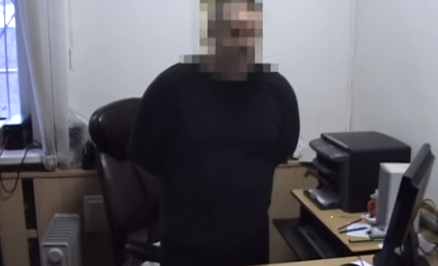 У Дніпропетровську чиновник вимагав гроші за позбавлення батьківства У Дніпропетровську чиновник вимагав гроші за позбавлення батьківства