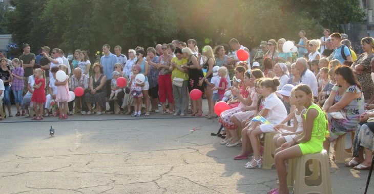 Славянск отпраздновал годовщину создания города и его освобождение Славянск отпраздновал годовщину создания города и его освобождение
