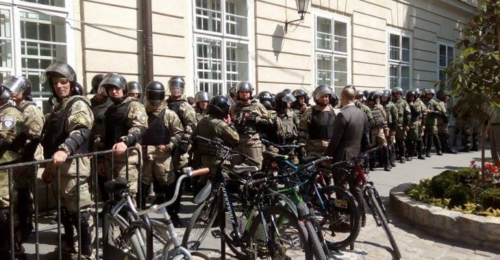 У Львові очікують ще провокацій, але зараз спокійно — кореспондент У Львові очікують ще провокацій, але зараз спокійно — кореспондент