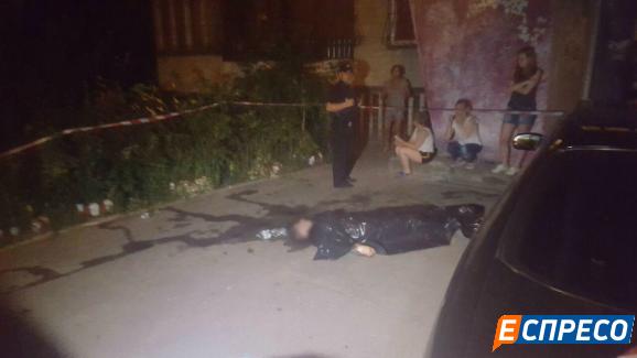 Вночі у Святошинському районі столиці розстріляли чоловіка, фото