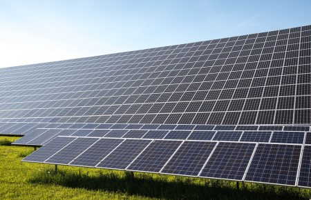Укргазбанк розповів, як і кому видаватиме кредити на «домашні» сонячні електростанції