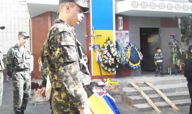 За липень в АТО загинуло 27 бійців і ще 123 отримали поранення — ООН За липень в АТО загинуло 27 бійців і ще 123 отримали поранення — ООН