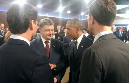 Україна на саміті НАТО — підбірка фото Порошенка серед лідерів світу