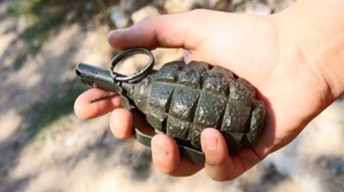 На Київщині 52-річному активісту відірвало руки підкинутою гранатою На Київщині 52-річному активісту відірвало руки підкинутою гранатою