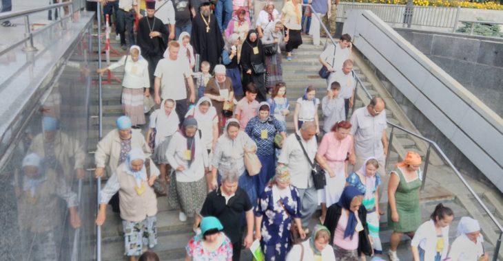 Учасники хресного ходу вже в Києві. Оновлено Учасники хресного ходу вже в Києві. Оновлено