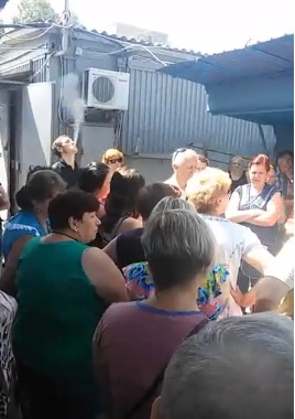 В Донецке «национализация». Начали с рынков В Донецке «национализация». Начали с рынков