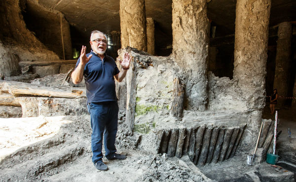 Місто під містом: що знайшли археологи під Поштовою площею?