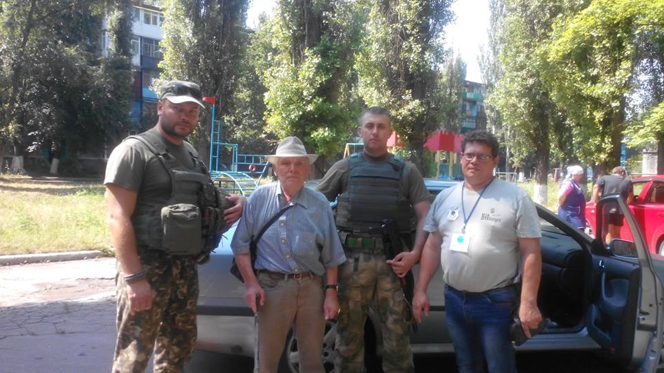 Гуманитарный штаб «Пролеска» вывез с линии фронта пожилого мужчину