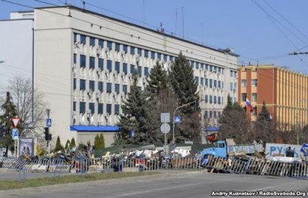 Луганская милиция заявляет, что не контролирует ситуацию, — журналист