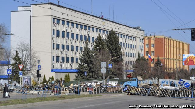 Луганская милиция заявляет, что не контролирует ситуацию, — журналист