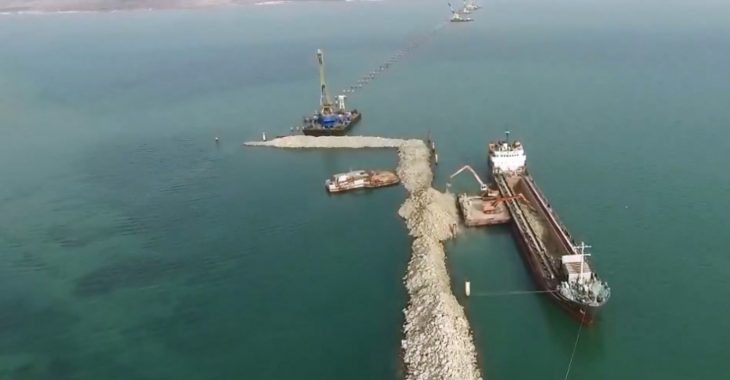 Як на російському ТБ змінювалася ціна Керченського мосту — відео Як на російському ТБ змінювалася ціна Керченського мосту — відео