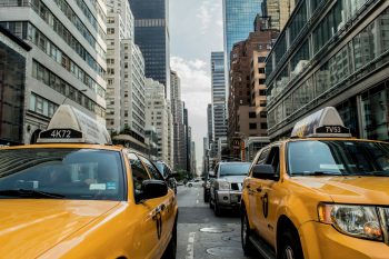 В Україні від 85 до 90% таксистів працюють нелегально, — депутат В Україні від 85 до 90% таксистів працюють нелегально, — депутат