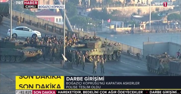 Понад 190 людей загинуло в Туреччині під час невдалого перевороту Понад 190 людей загинуло в Туреччині під час невдалого перевороту