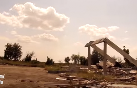 Луганський аеропорт через два роки після бойових дій, відео