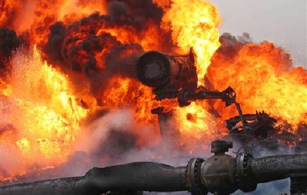 В непідконтрольному Комінтерновому під час обстрілів вибухнув газорпровод В непідконтрольному Комінтерновому під час обстрілів вибухнув газорпровод