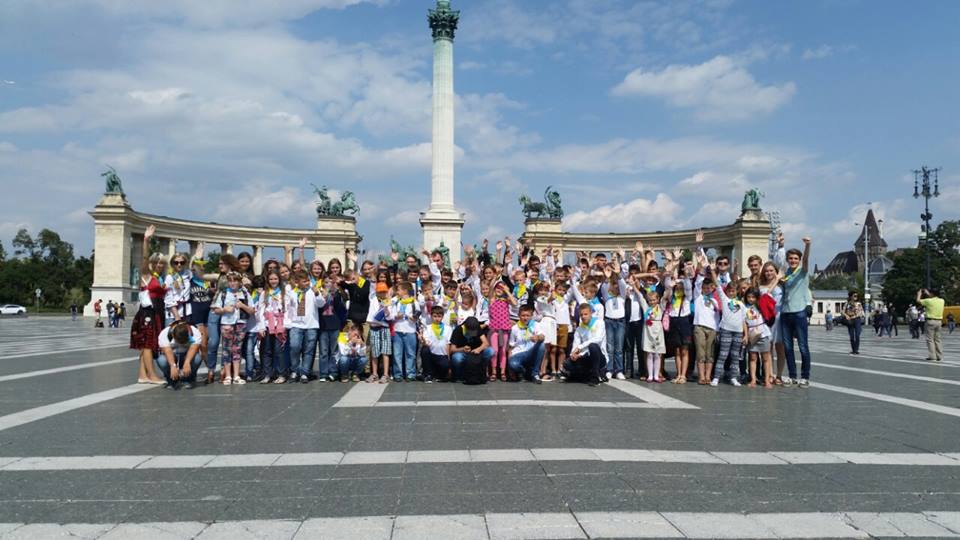 Діти учасників АТО та переселенців безкоштовно відпочивають в Угорщині