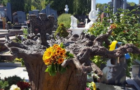 У Києві відкрили пам'ятник Богдану Ступці, фото, відео