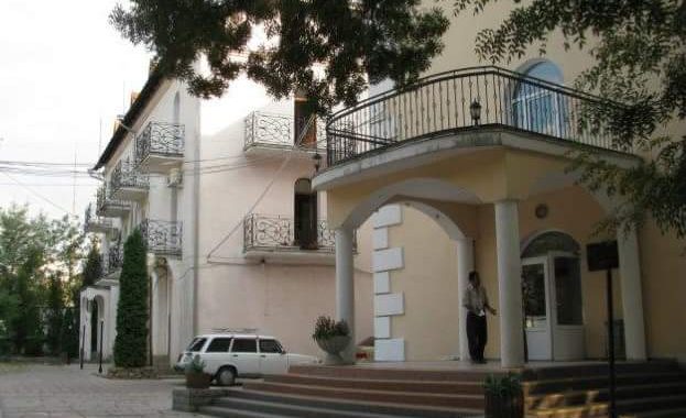 Окупанти підкинули заборонені книжки до туалету в Мечеті — муфтій Окупанти підкинули заборонені книжки до туалету в Мечеті — муфтій
