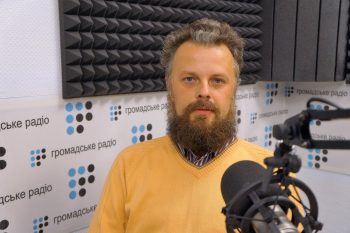 Мы никогда не повторяем костюмы, — «Хамерман знищує віруси» Мы никогда не повторяем костюмы, — «Хамерман знищує віруси»