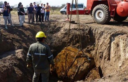 В Аргентині знайшли метеорит вагою 30 тонн, якому 4 тис. років — фото