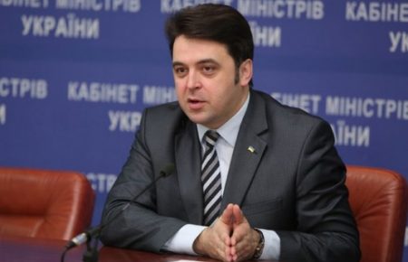 В Україні розпочалися конкурси на посади держслужбовців