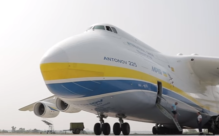Американські журналісти зняли відео про український літак "Мрія"